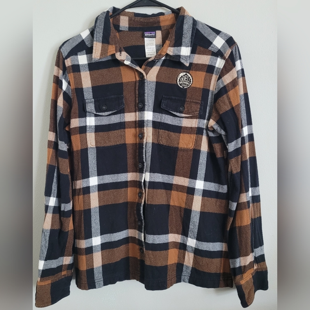 Womens Patagonia shirt